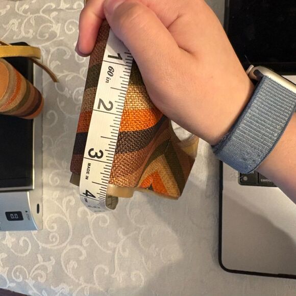 CL BY LAUNDRY Size 7 Multicolor Striped Wedge Platform Retro Heels - Picture 7 of 8